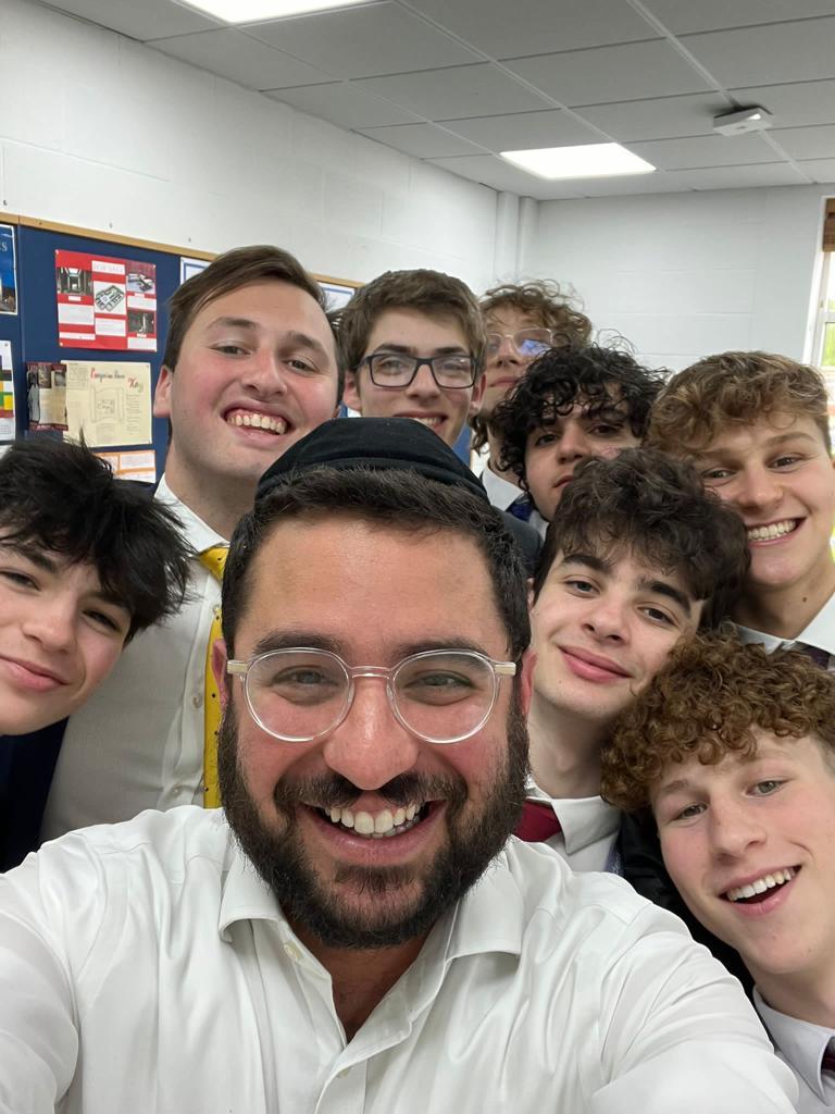 Rabbi Aidyn with students
